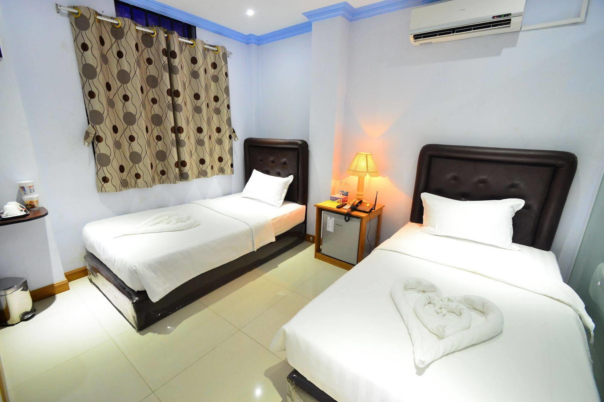 Woodland Hotel Yangon Luaran gambar
